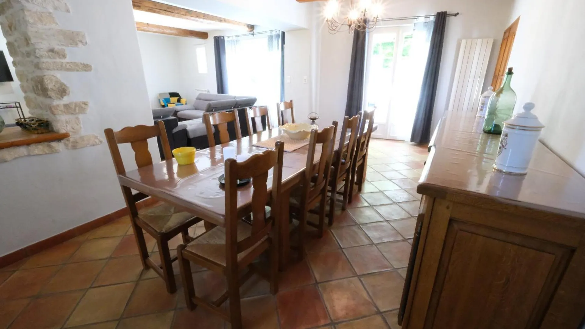 Typical Provencal Mas With Heated Pool, 10 People, In The Countryside Of Cavaillon, Luberon, Provence. Villa 0*, Cavaillon Fransa